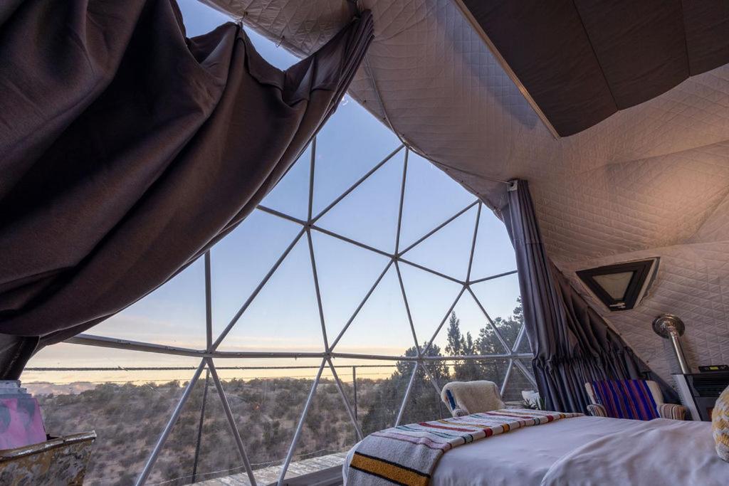 Zia Geo Dome At El Mistico Ranch, Glamping Villa Nogal Luaran gambar